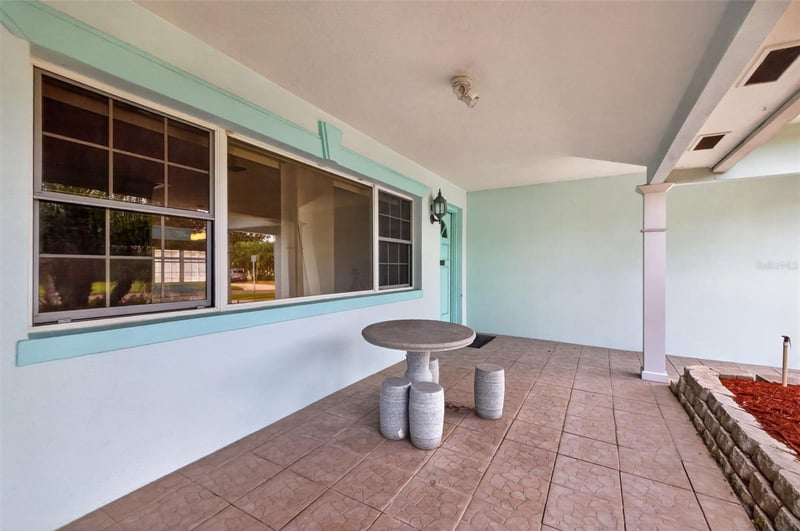 2772 64th St N, St Petersburg, FL 33710