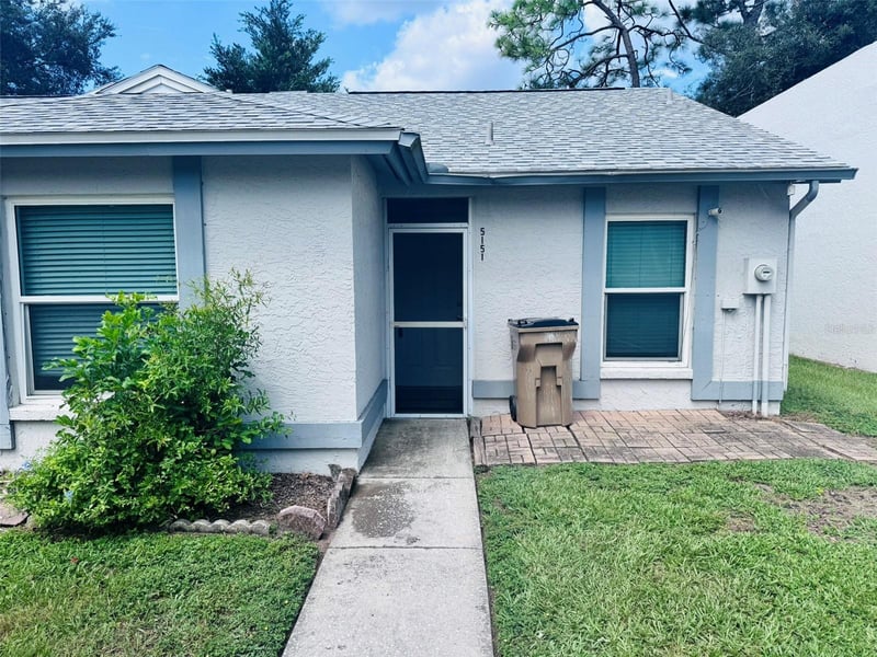 5151 Gainsville Dr, Temple Terrace, FL 33617