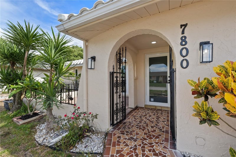 7800 Brookridge Dr, Port Richey, FL 34668