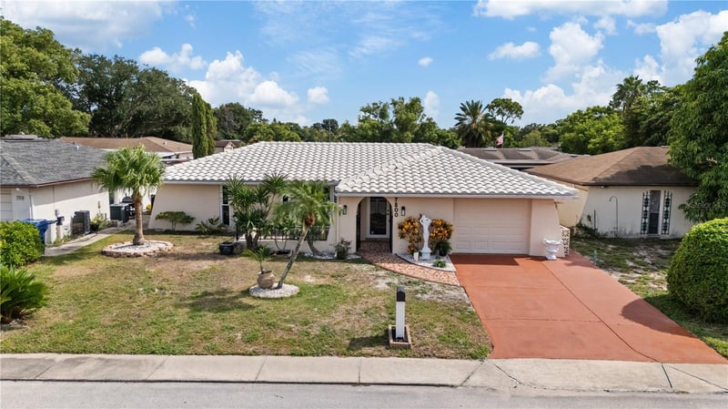7800 Brookridge Dr, Port Richey, FL 34668
