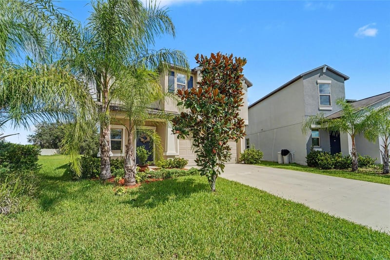 4513 Eternal Prince Dr, Sun City Center, FL 33573
