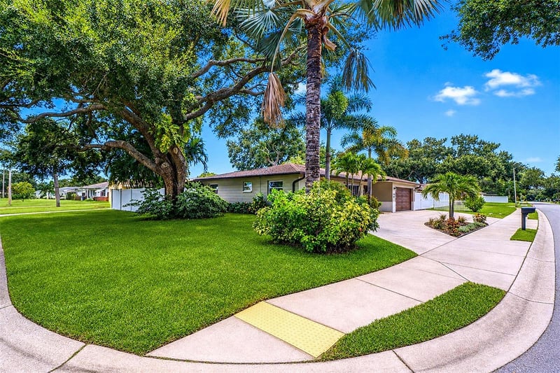 St Petersburg, FL 33708