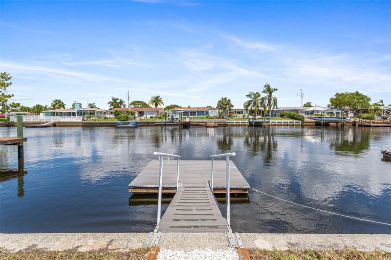 12700 5th ISLE, Hudson, FL 34667