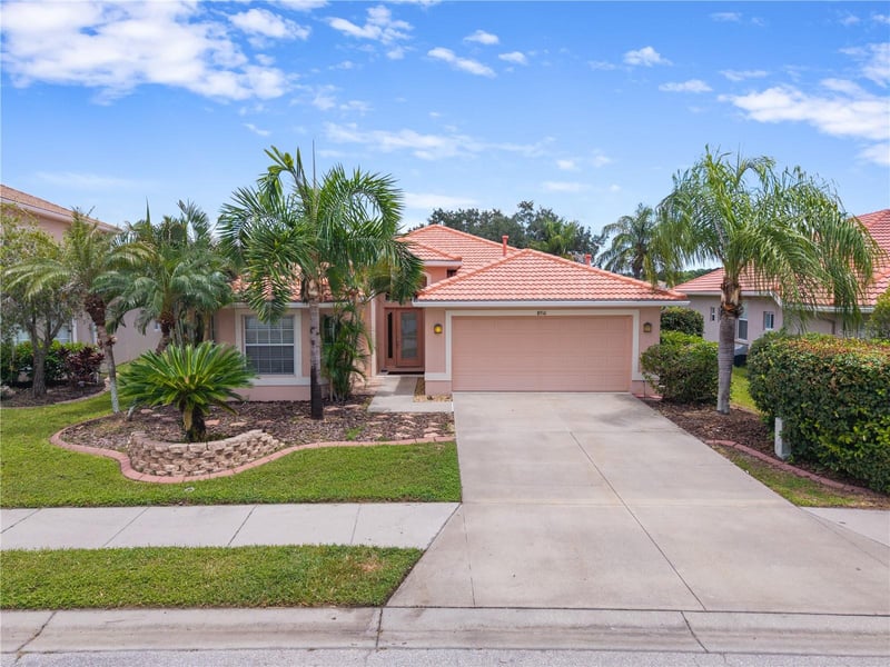 8910 Stone Harbour Loop, Bradenton, FL 34212