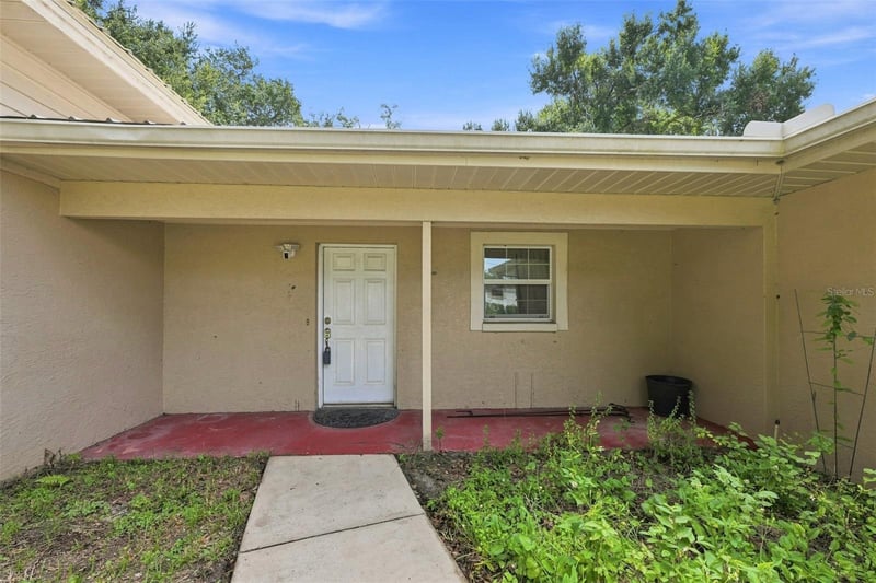 11515 N Ravine Rd, Tampa, FL 33612