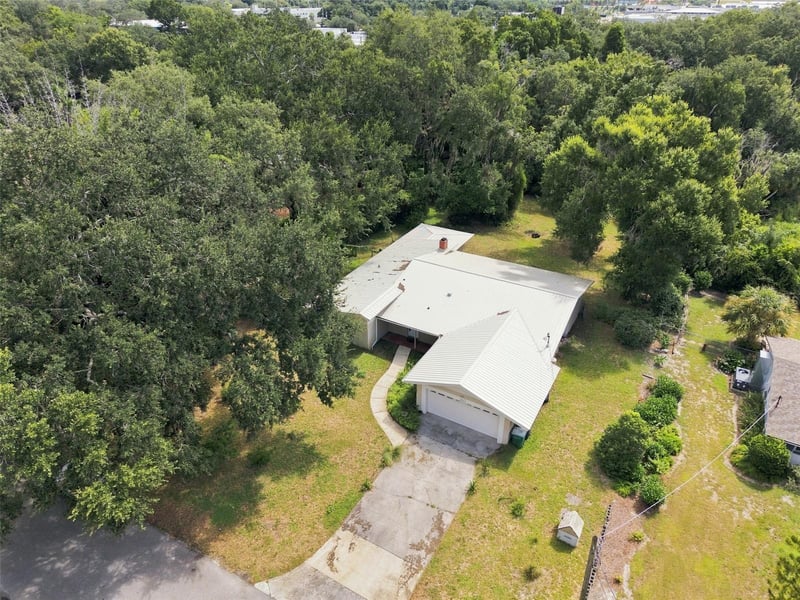 11515 N Ravine Rd, Tampa, FL 33612