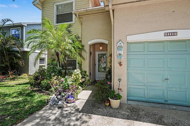 5123 Corvette Dr, Tampa, FL 33624