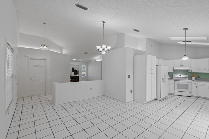 5116 Plantation Dr, Holiday, FL 34690