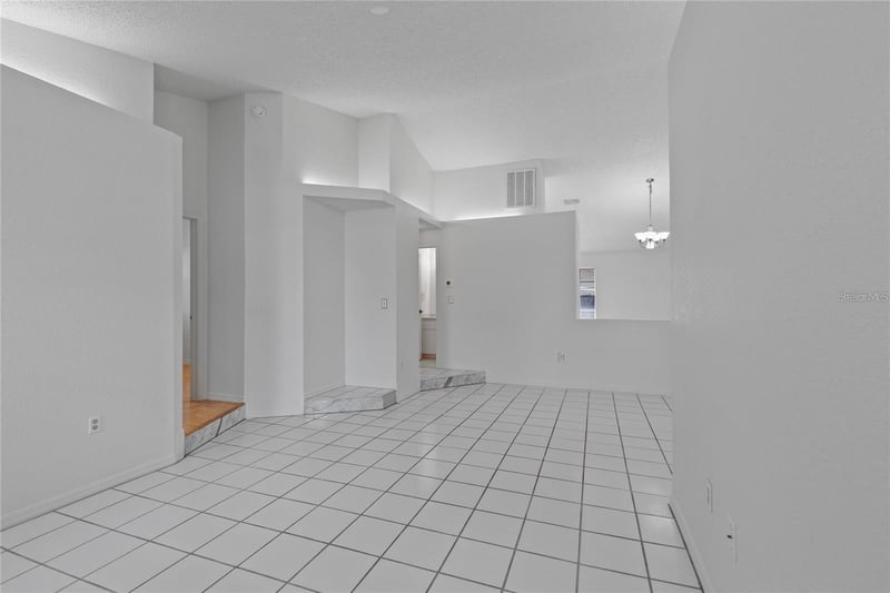 5116 Plantation Dr, Holiday, FL 34690