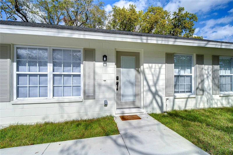1205 W Hollywood St, Tampa, FL 33604