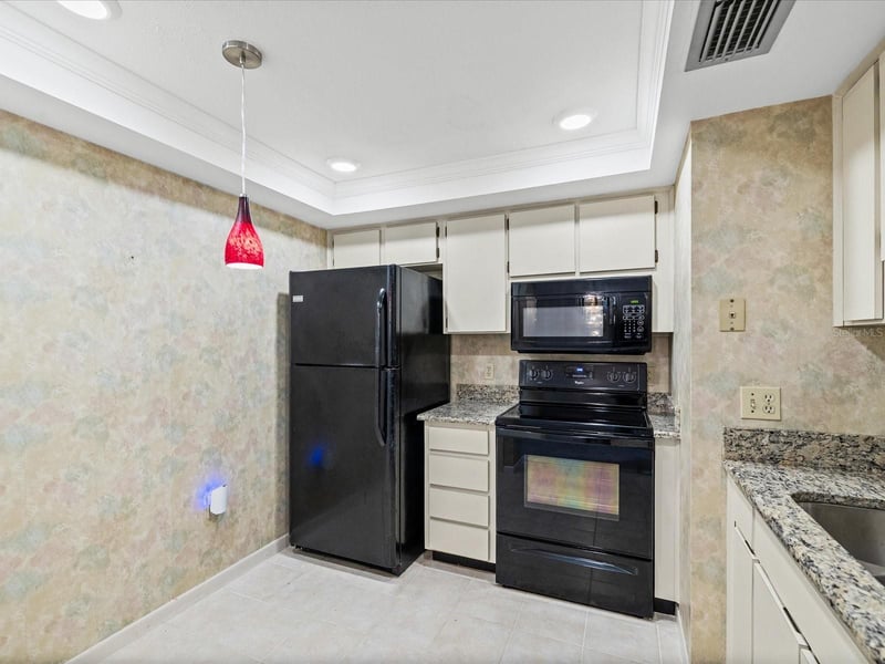2971 Estancia Blvd #319, Clearwater, FL 33761