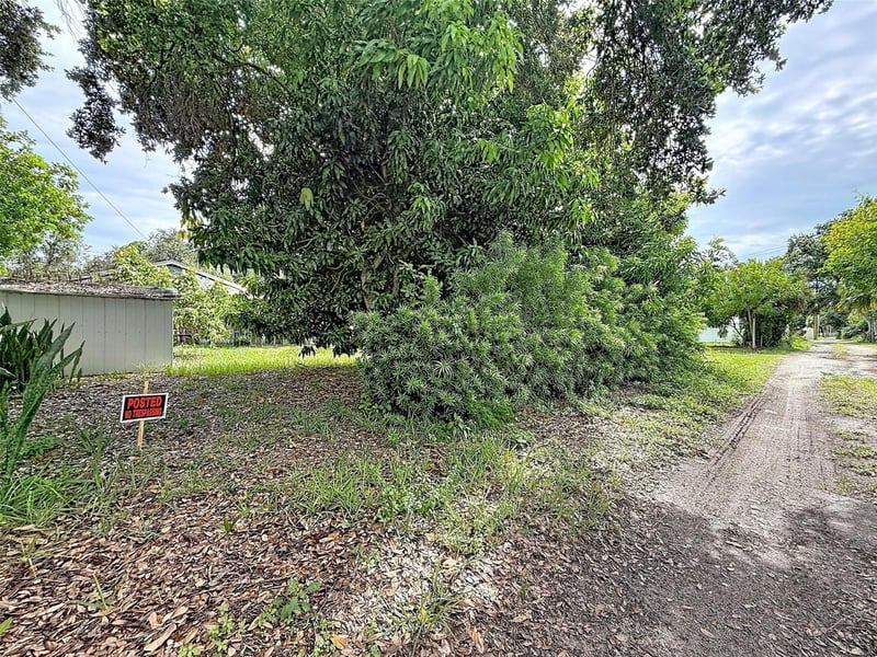 5613 20th Ave S, Gulfport, FL 33707