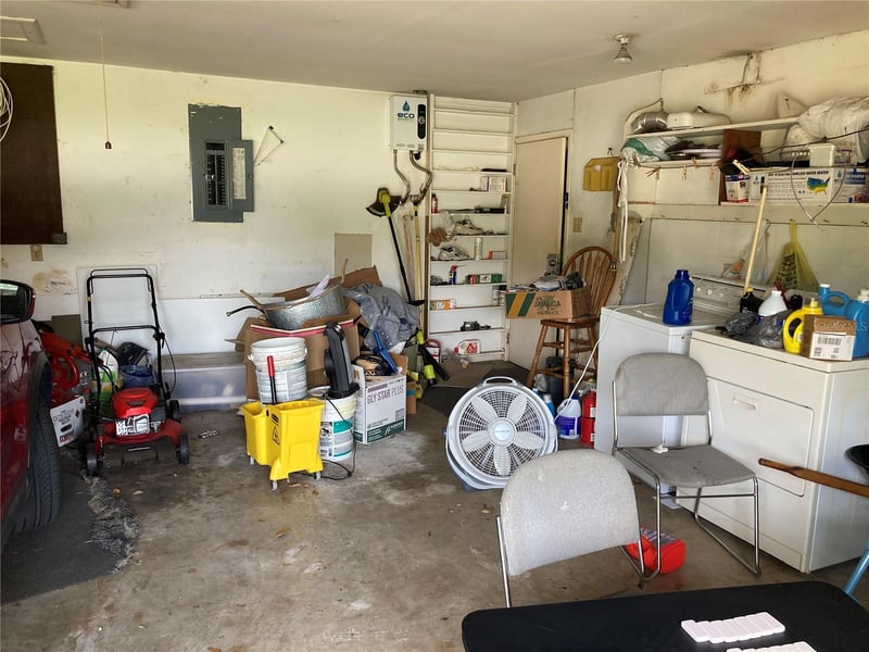 2629 S Parsons Ave, Seffner, FL 33584