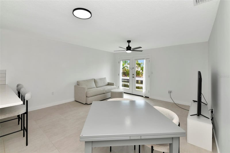 729 Saint Judes Dr S #2, Longboat Key, FL 34228