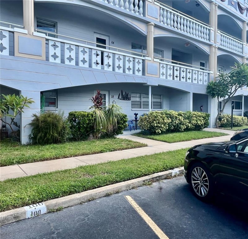 2460 Franciscan Dr #28, Clearwater, FL 33763