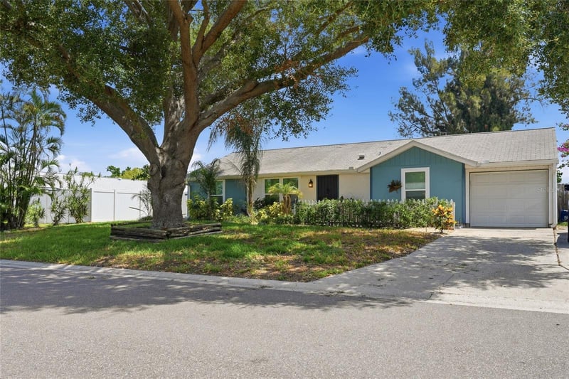 3403 68th St W, Bradenton, FL 34209
