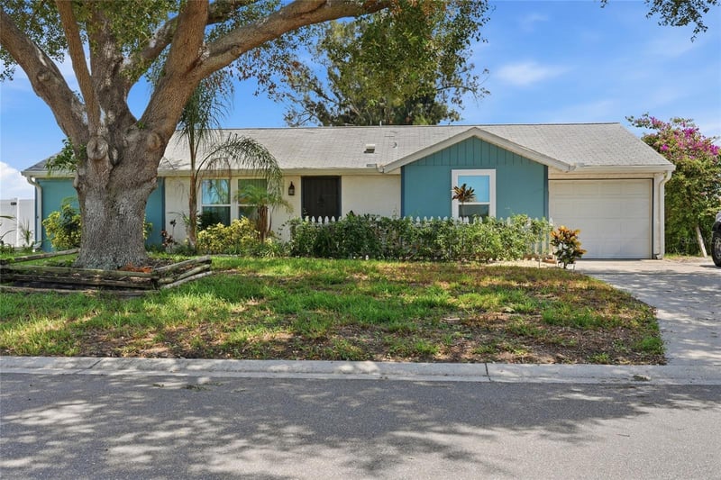 3403 68th St W, Bradenton, FL 34209
