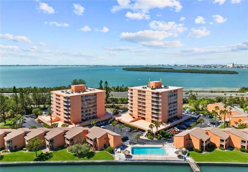 7400 Sunshine Skyway Ln S #106, St Petersburg, FL 33711