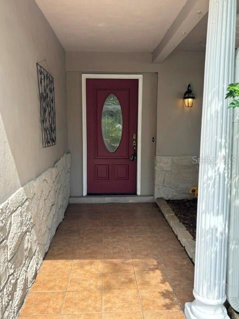 9039 Briarwood Dr, Seminole, FL 33772