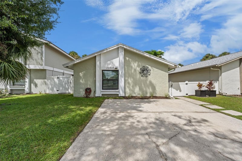 10318 Rosemount Dr, Tampa, FL 33624
