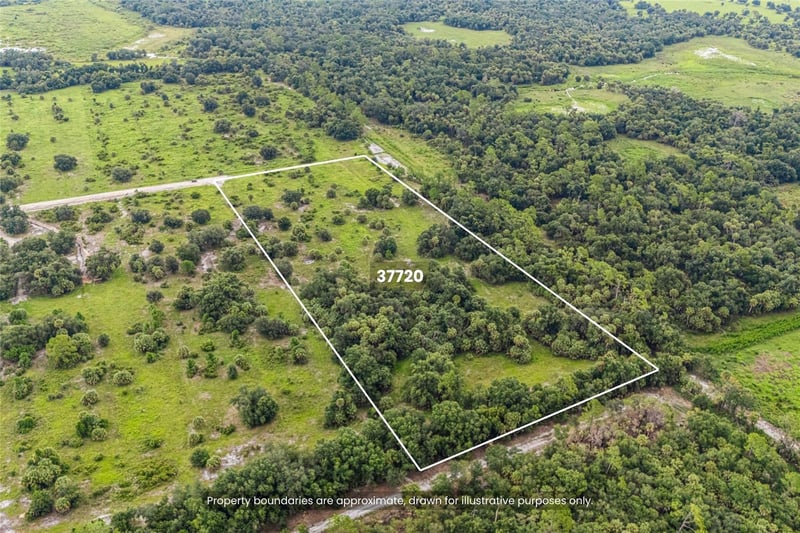 37720 Kville Rd, Myakka City, FL 34251