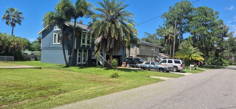 7131 Oakwood Dr, New Port Richey, FL 34652