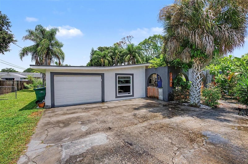 2767 Belle Haven Dr, Clearwater, FL 33763
