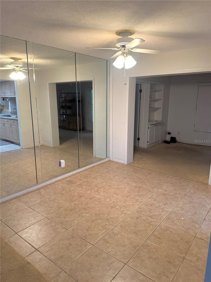 14245 93rd Ave, Seminole, FL 33776