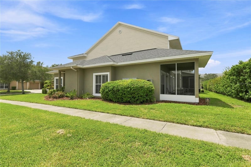 7912 Down Royal Rd, Tampa, FL 33610