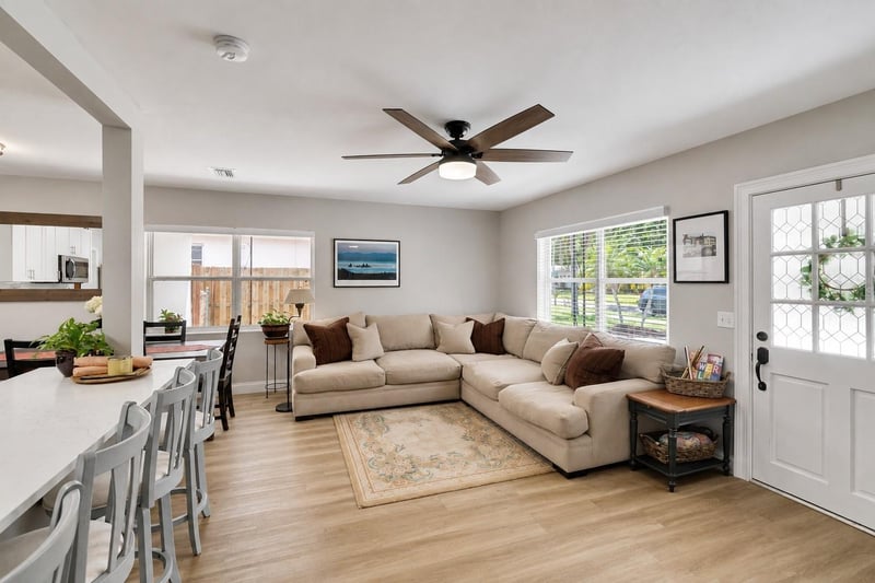 1623 San Mateo Dr, Dunedin, FL 34698