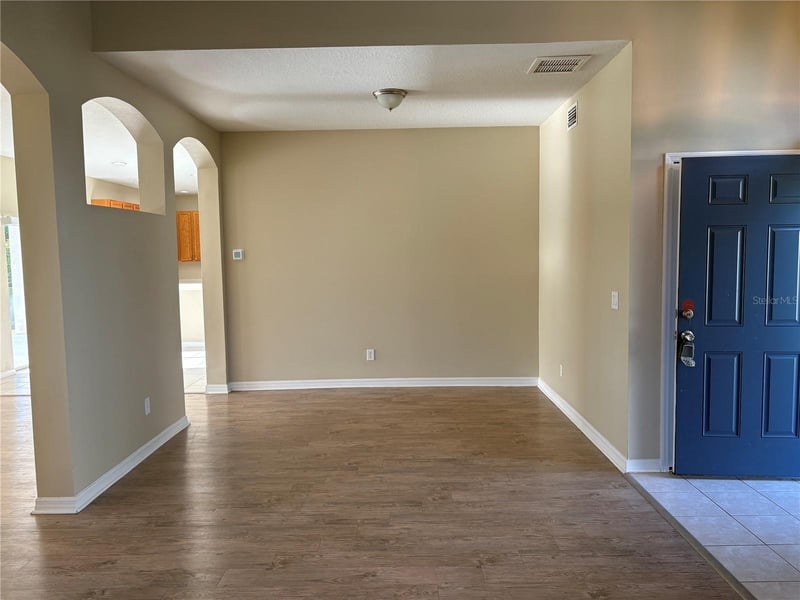 6127 46th St E, Bradenton, FL 34203