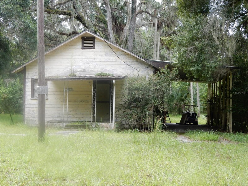 38006 Central Ave, Zephyrhills, FL 33540
