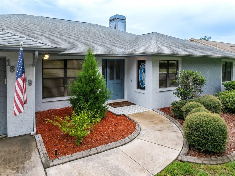 16509 E Course Dr, Tampa, FL 33624