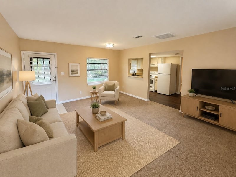 5223 Peach Ave, Seffner, FL 33584