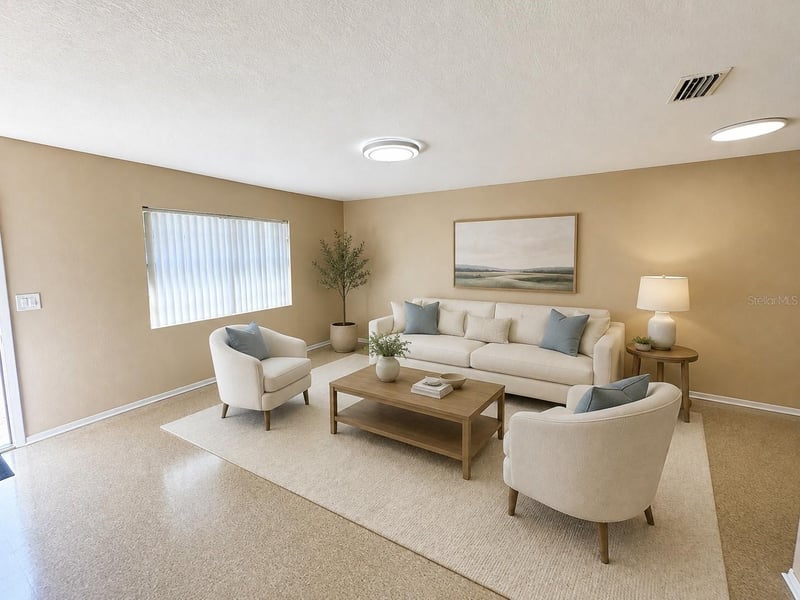 5222 Bogdonoff Dr, Seffner, FL 33584
