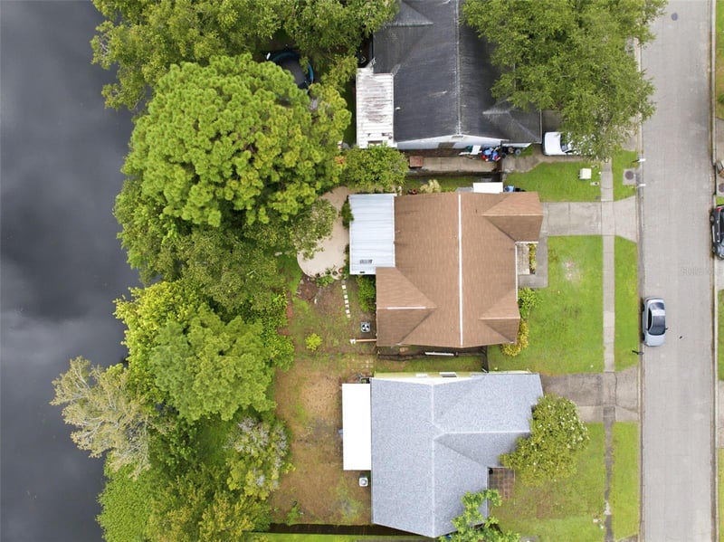 12151 76th St, Largo, FL 33773