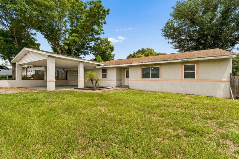 37913 Wicklow Ave, Zephyrhills, FL 33541