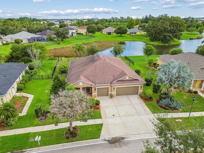 5406 Sandy Shell Dr, Apollo Beach, FL 33572