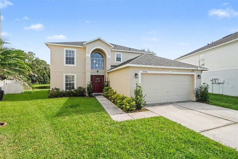 30346 Rattana Ct, Wesley Chapel, FL 33545