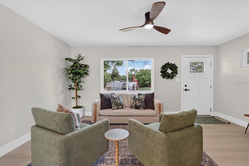 5305 E 98th Ave, Temple Terrace, FL 33617