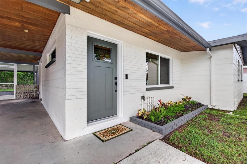 5305 E 98th Ave, Temple Terrace, FL 33617