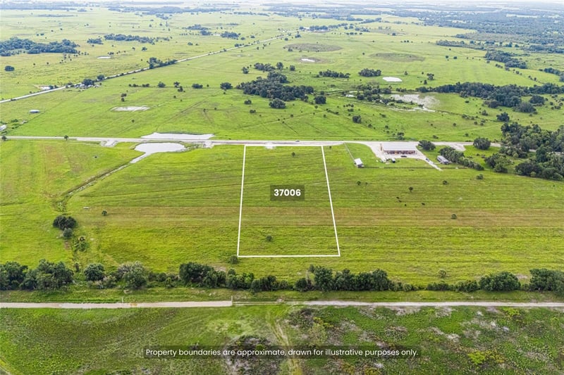 37006 Kville Rd, Myakka City, FL 34251