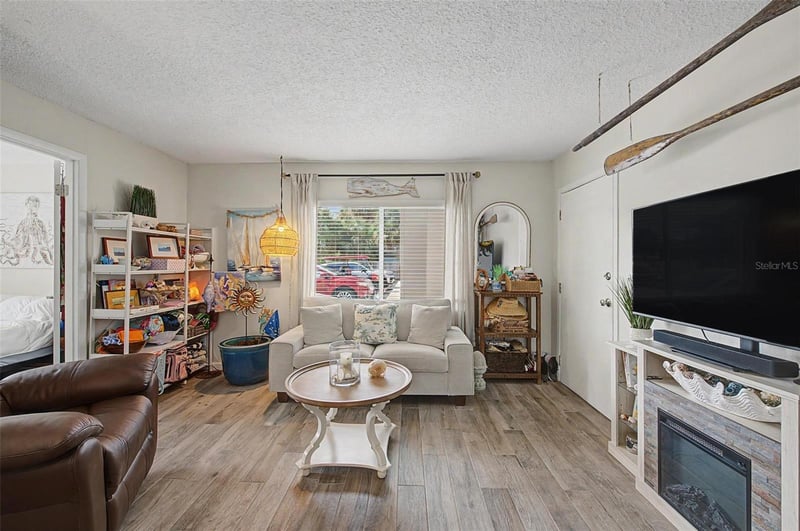 2110 Gulf Blvd #6, Indian Rocks Beach, FL 33785