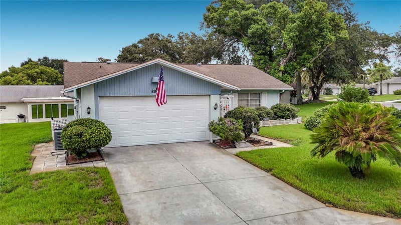 8045 Pasadena Dr, Port Richey, FL 34668