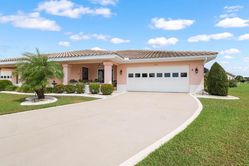 1001 Ardmore Way, Sun City Center, FL 33573