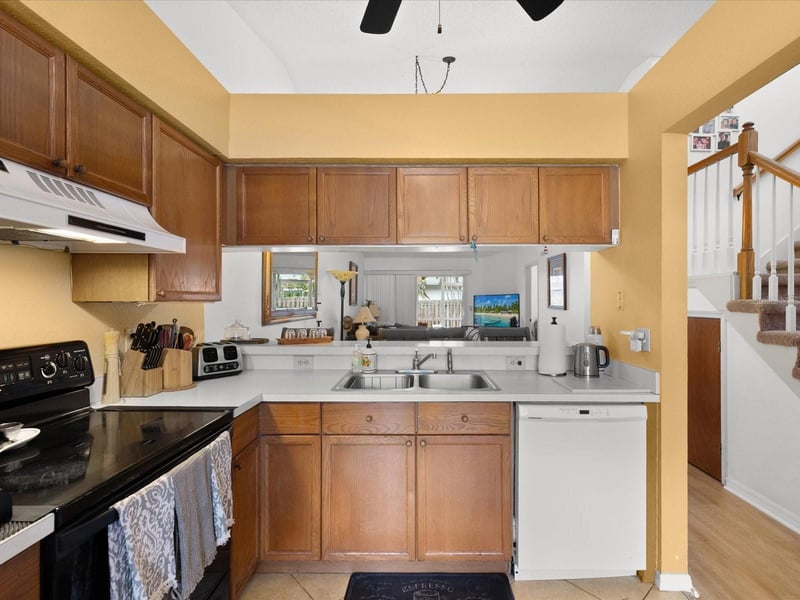 2538 W Brook Ln, Clearwater, FL 33761