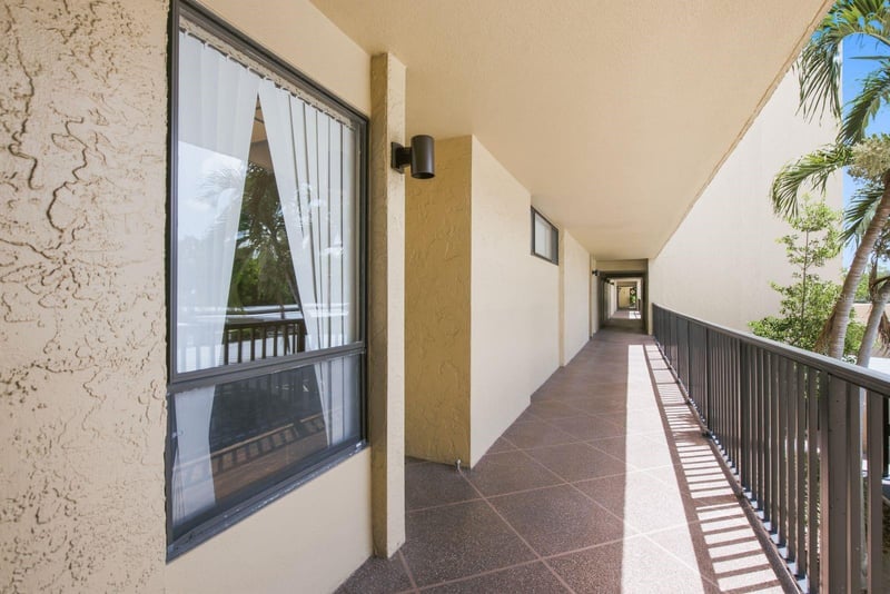 2621 Cove Cay Dr #203, Clearwater, FL 33760