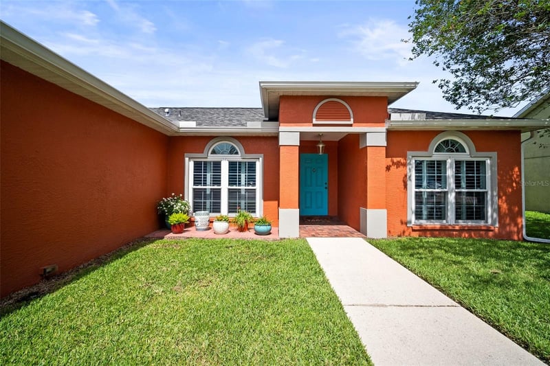 4194 Banbury Cir, Parrish, FL 34219