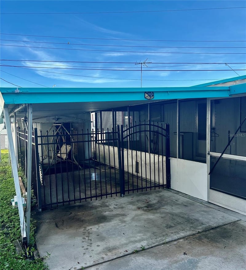 407 52nd Avenue Dr W, Bradenton, FL 34207