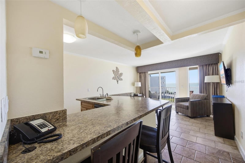 2506 N Rocky Point Dr #315, Tampa, FL 33607